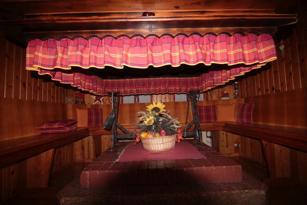 Tambre dʼAlpago Albergo Trieste מראה חיצוני תמונה