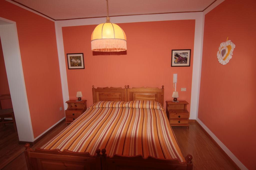 Tambre dʼAlpago Albergo Trieste חדר תמונה